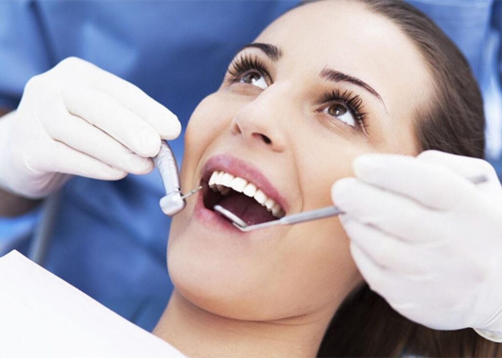 Expertos en Endodoncia - Caravaca de la Cruz | CLÍNICA DENTAL DOCTORES GÓMEZ